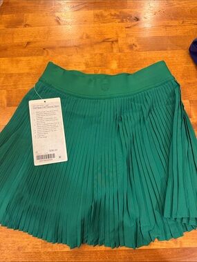 NWT lululemon athletica Green Pleated Athletic Tennis Skirt